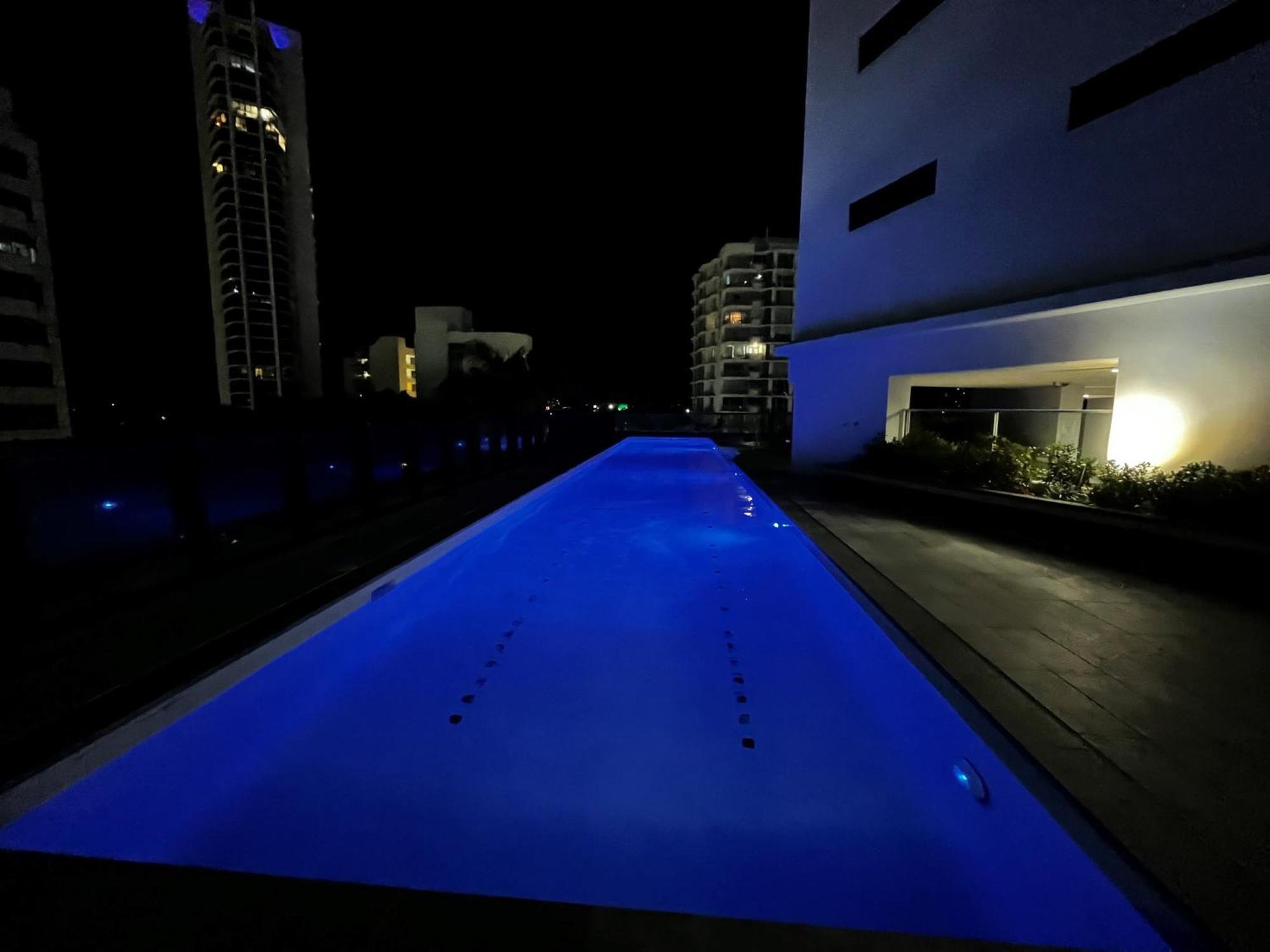 Circle On Cavil Holidays Gold Coast Exteriér fotografie