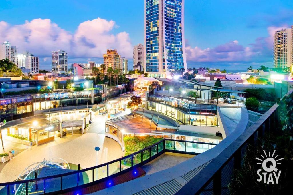 Circle On Cavil Holidays Gold Coast Exteriér fotografie