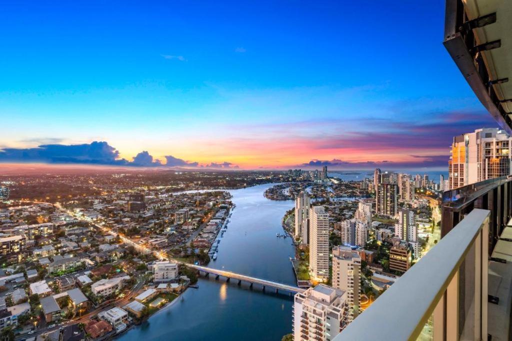 Circle On Cavil Holidays Gold Coast Exteriér fotografie