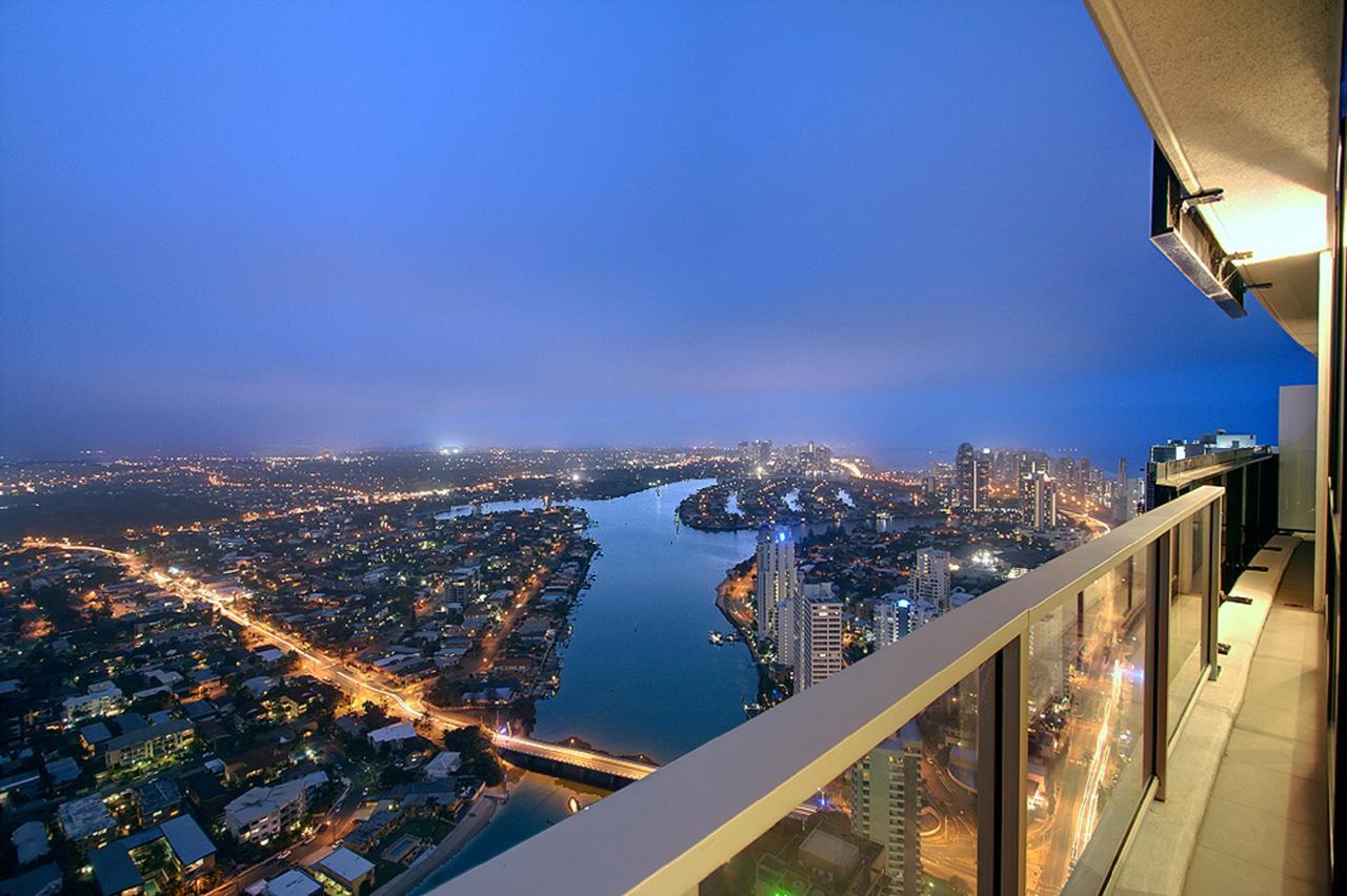 Circle On Cavil Holidays Gold Coast Exteriér fotografie