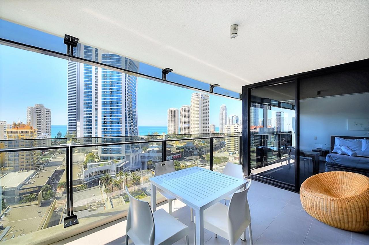 Circle On Cavil Holidays Gold Coast Exteriér fotografie
