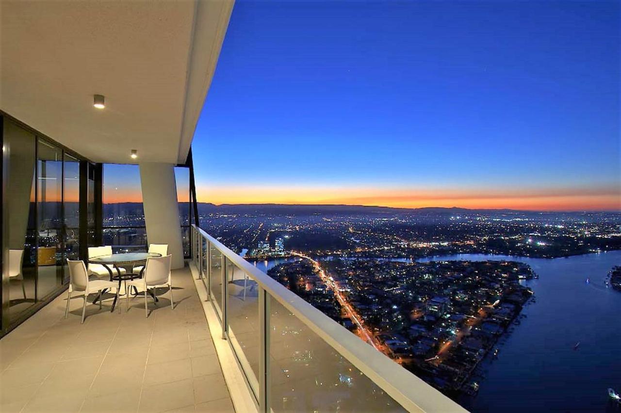 Circle On Cavil Holidays Gold Coast Exteriér fotografie
